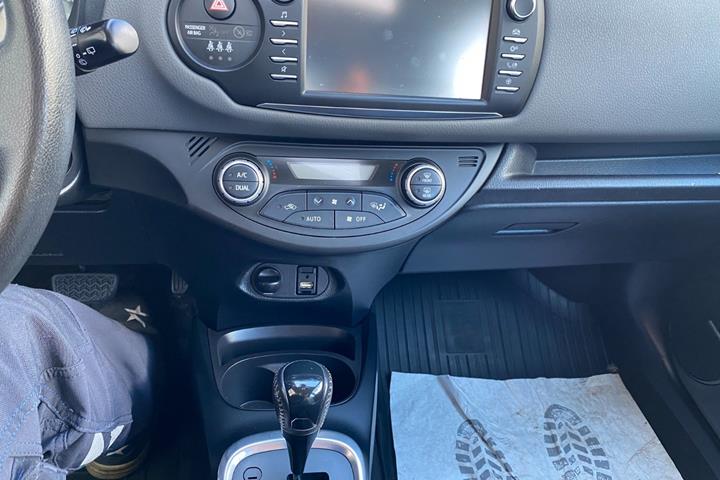 undefined Toyota Yaris fra 2019