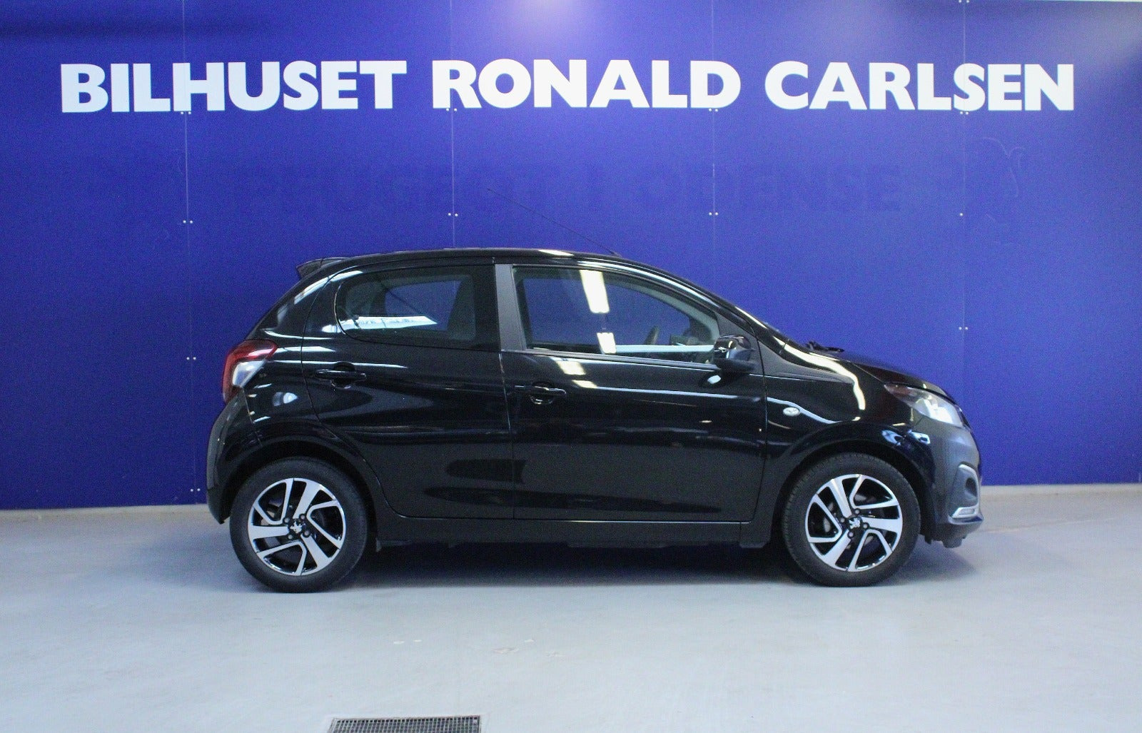 Sort Peugeot 108 fra 2019