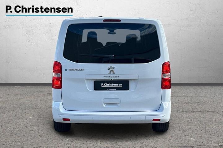 Hvid Peugeot e-Traveller fra 2022