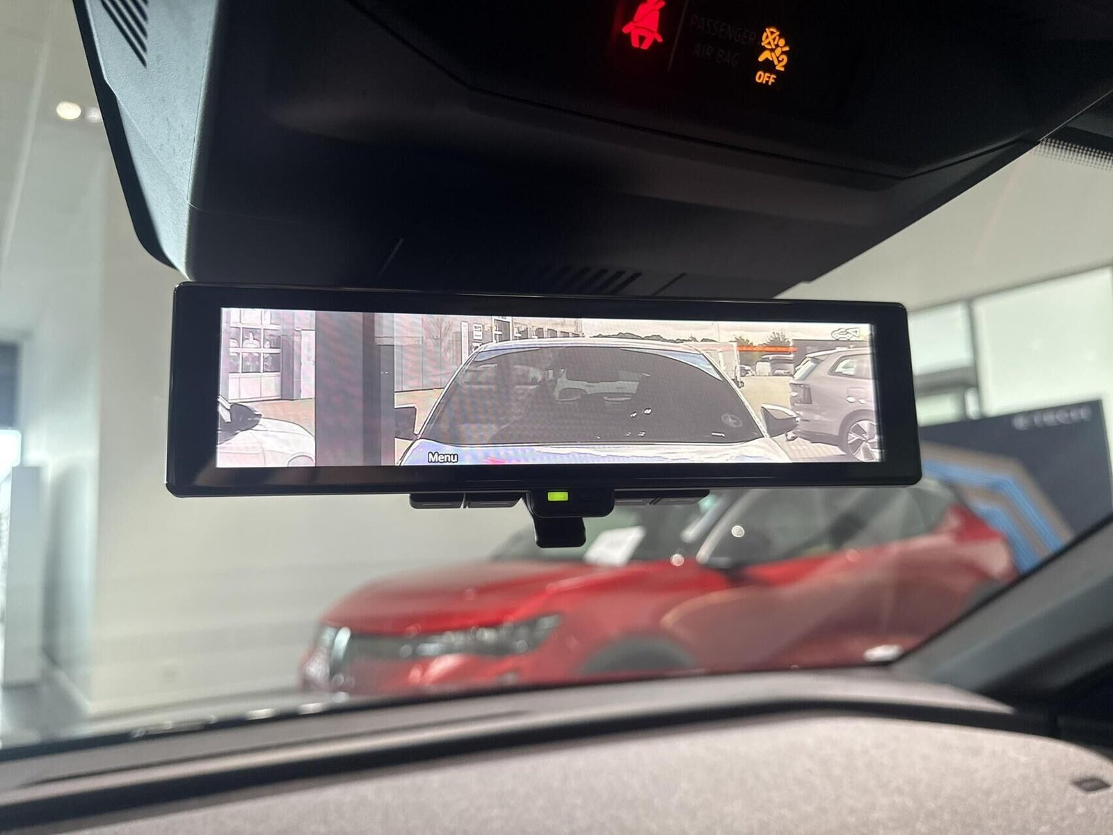 Sort Renault Megane E-Tech fra 2023