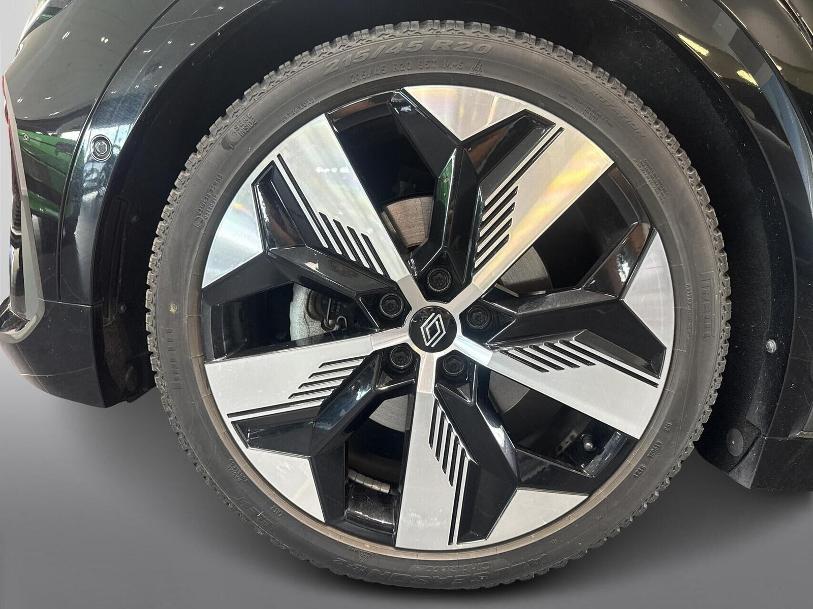 Sort Renault Megane E-Tech fra 2023