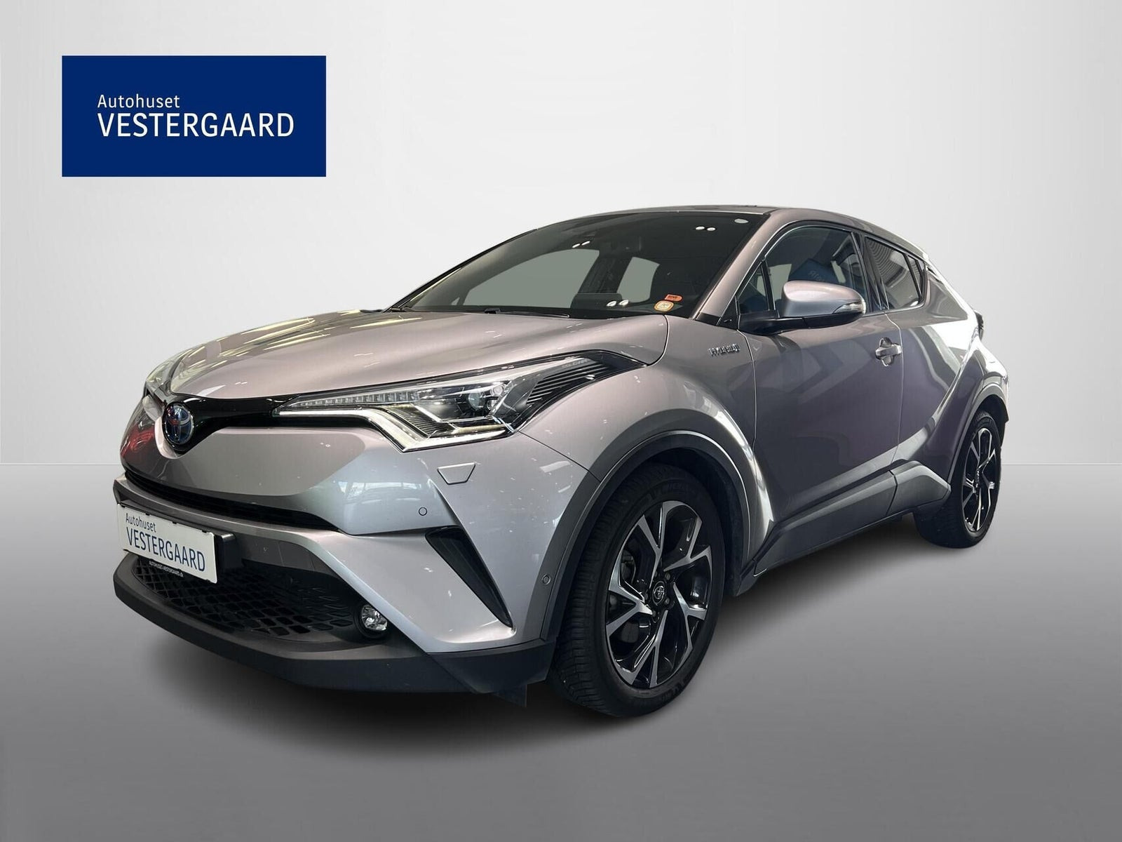 Toyota C-HR 1,8 Hybrid Premium Selected CVT