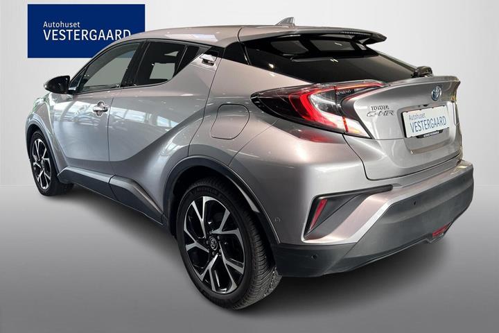 Grå Toyota C-HR fra 2019