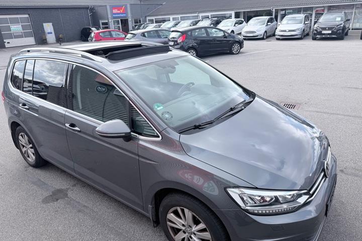 undefined VW Touran fra 2020