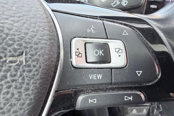 undefined VW Touran fra 2020