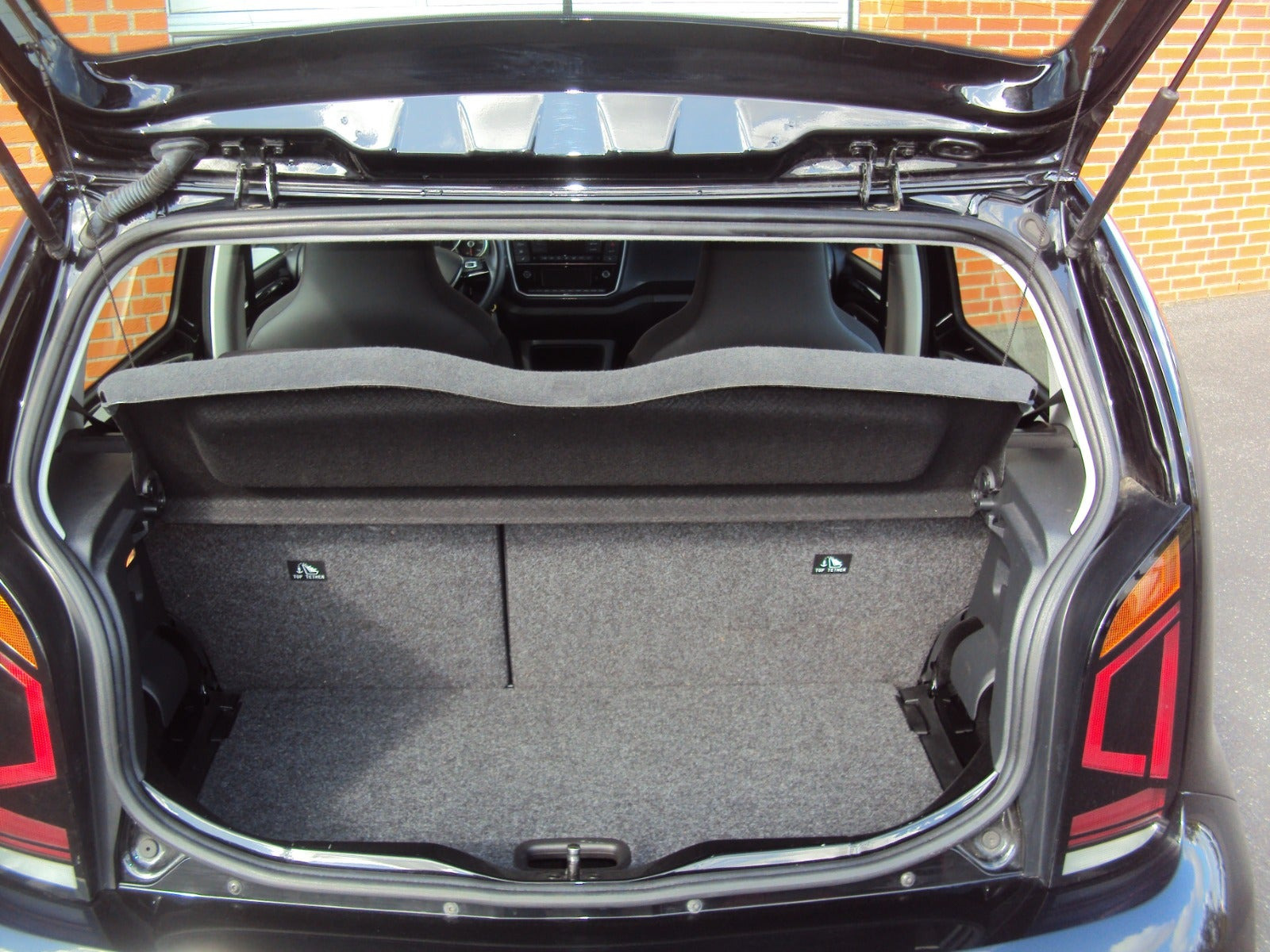 Sort VW UP! fra 2021