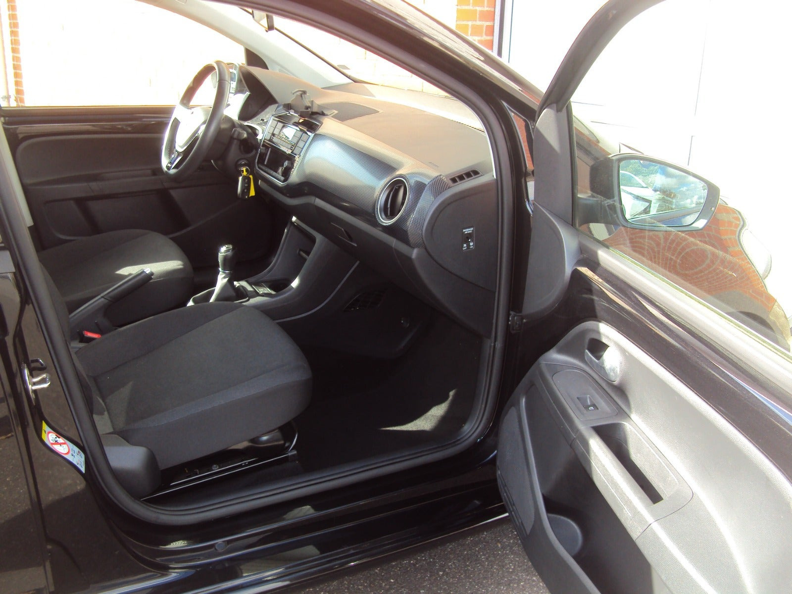 Sort VW UP! fra 2021