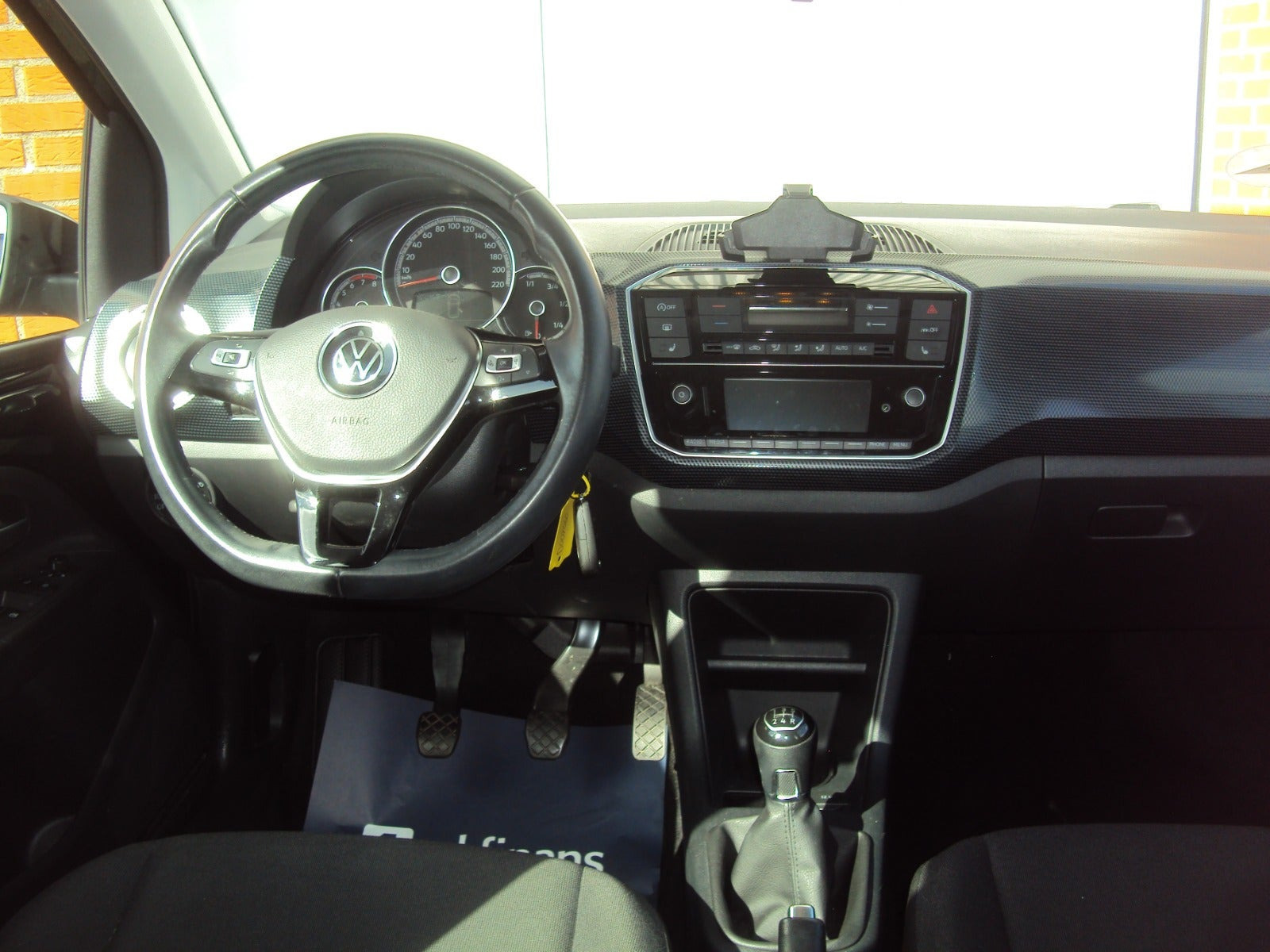 Sort VW UP! fra 2021
