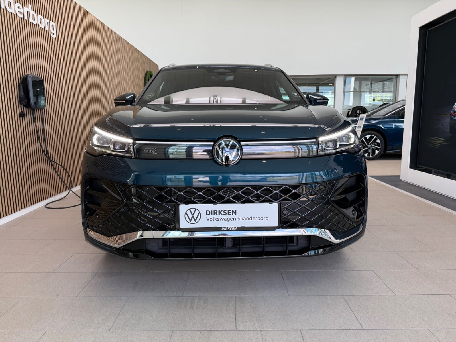 Sølv VW Tiguan fra 2024