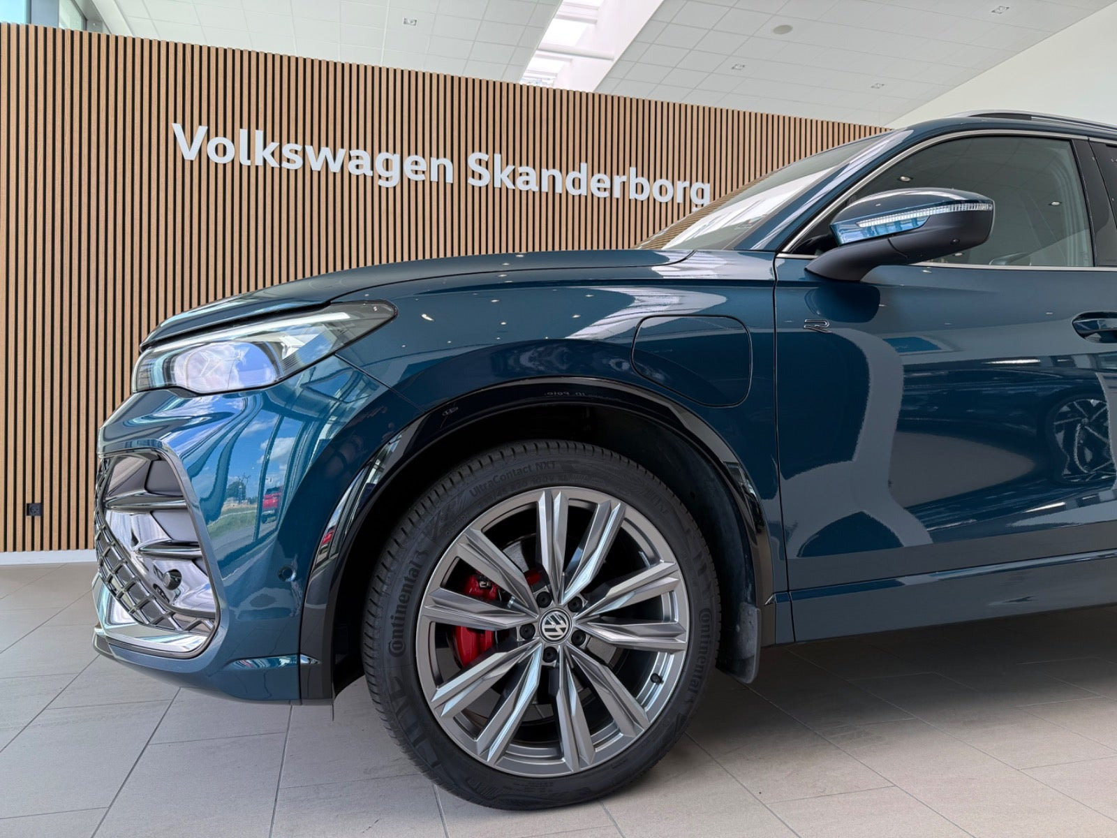 Sølv VW Tiguan fra 2024