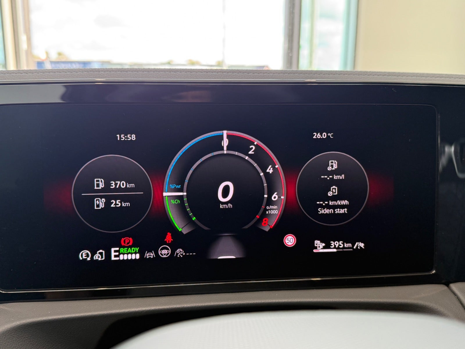 Sølv VW Tiguan fra 2024