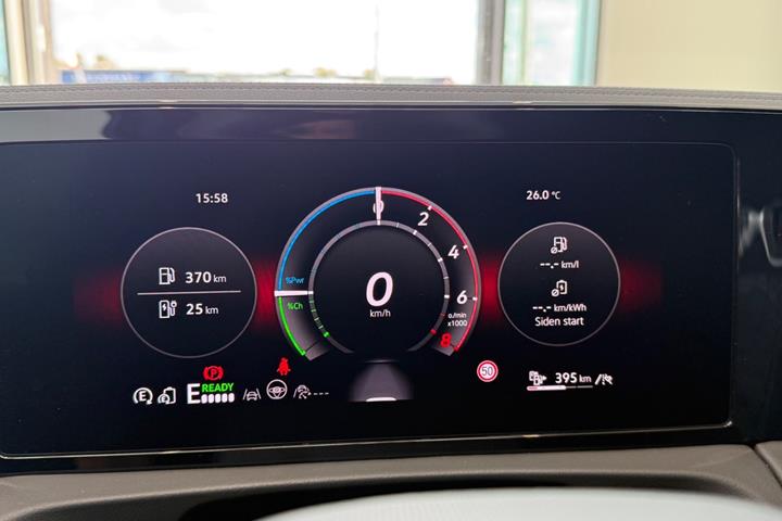 Sølv VW Tiguan fra 2024