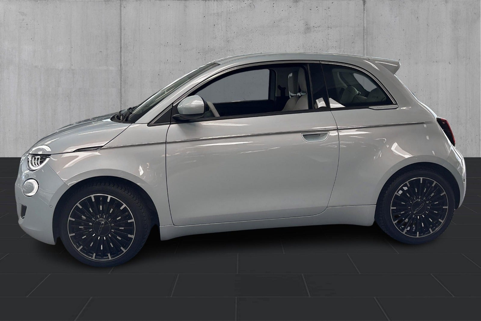 undefined Fiat 500e fra 2023