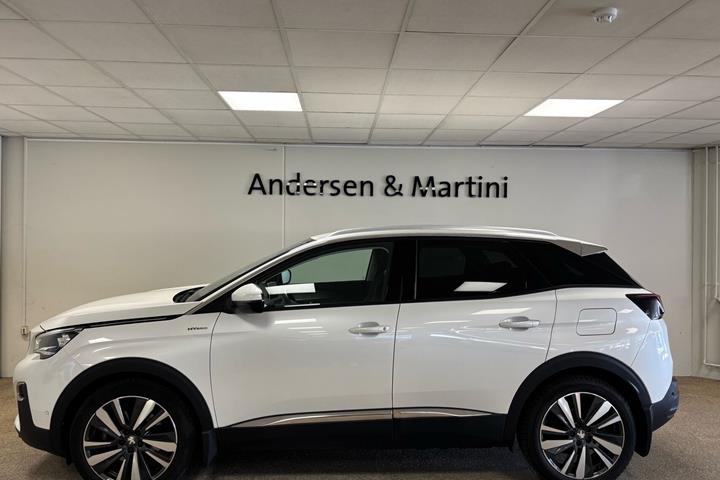 Hvid Peugeot 3008 fra 2020