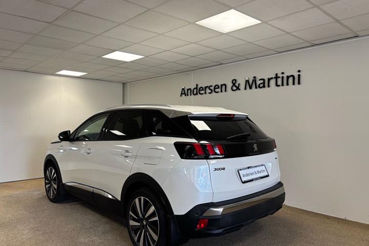 Hvid Peugeot 3008 fra 2020