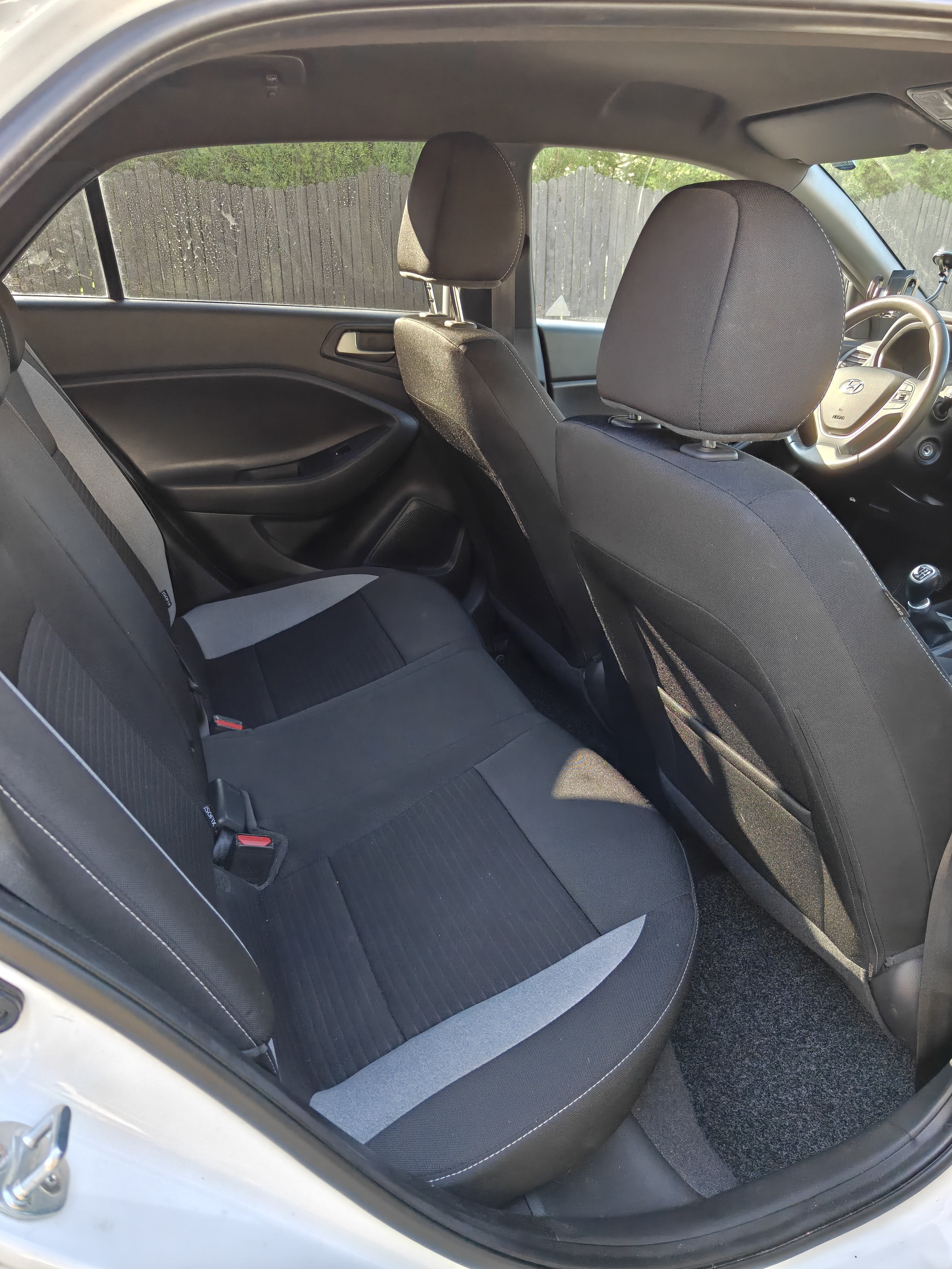 Hvid Hyundai i20 fra 2017