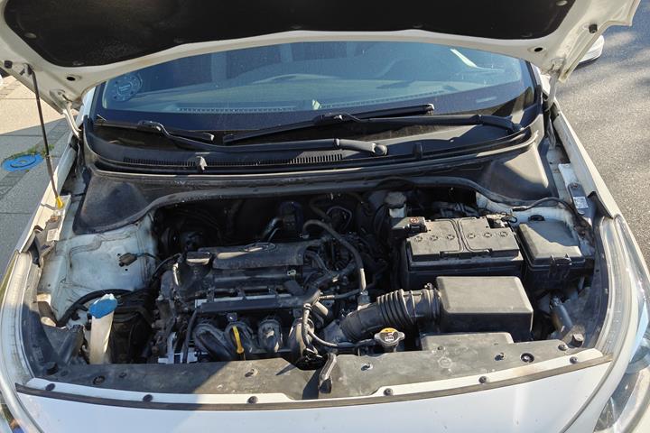 Hvid Hyundai i20 fra 2017