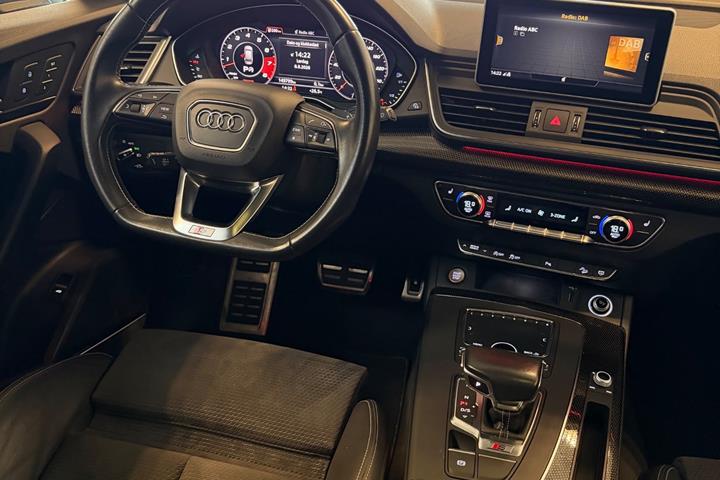 Hvid Audi SQ5 fra 2018