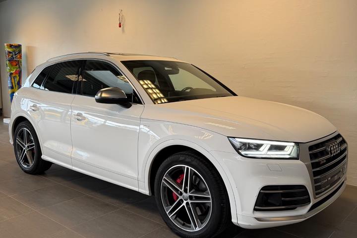 Hvid Audi SQ5 fra 2018