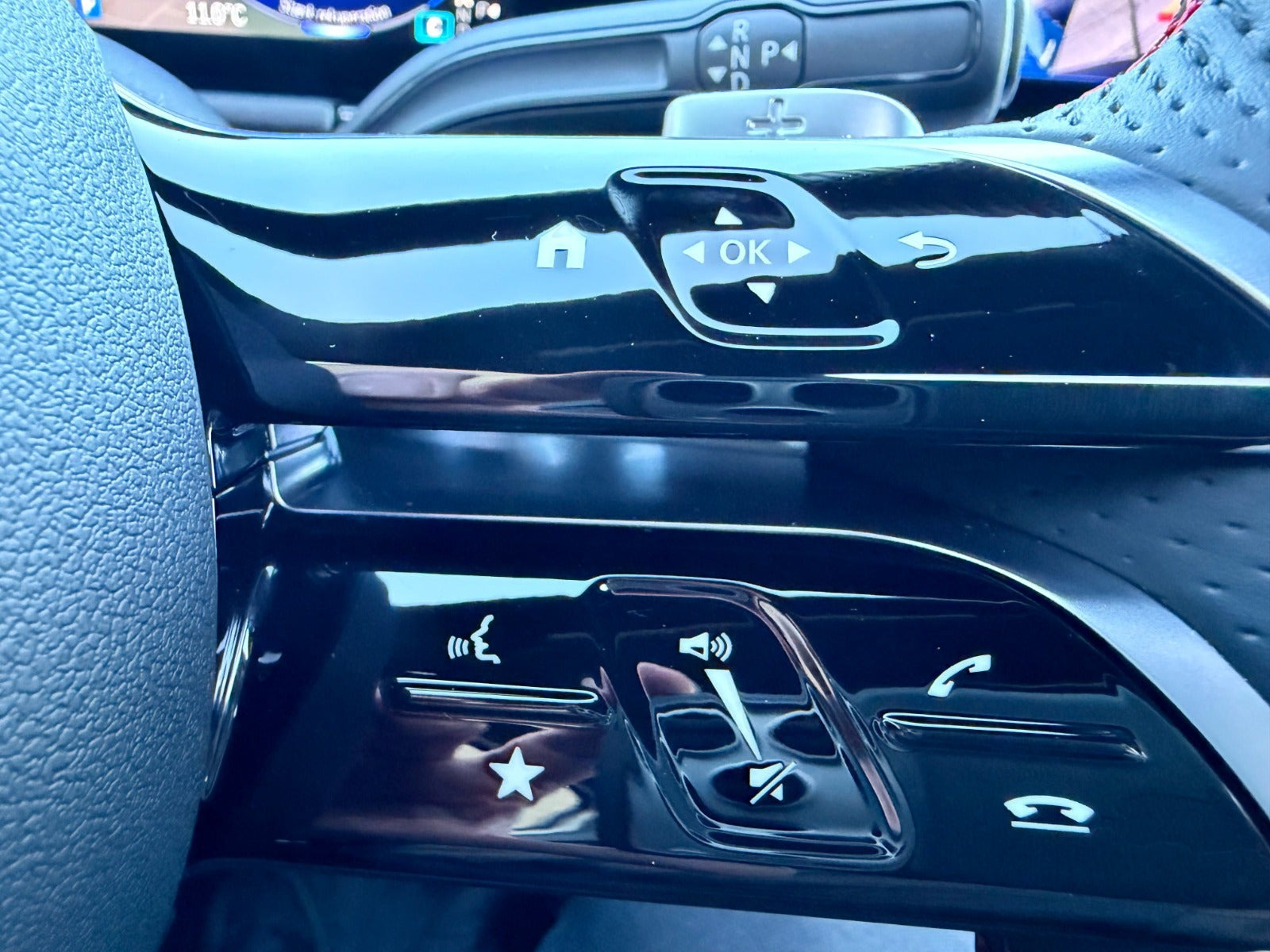 Grå Mercedes EQA250+ fra 2025