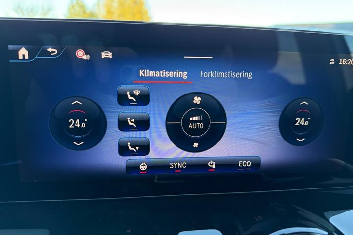 Grå Mercedes EQA250+ fra 2025