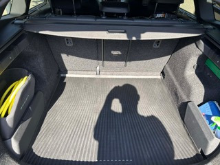 Grå Skoda Enyaq fra 2024