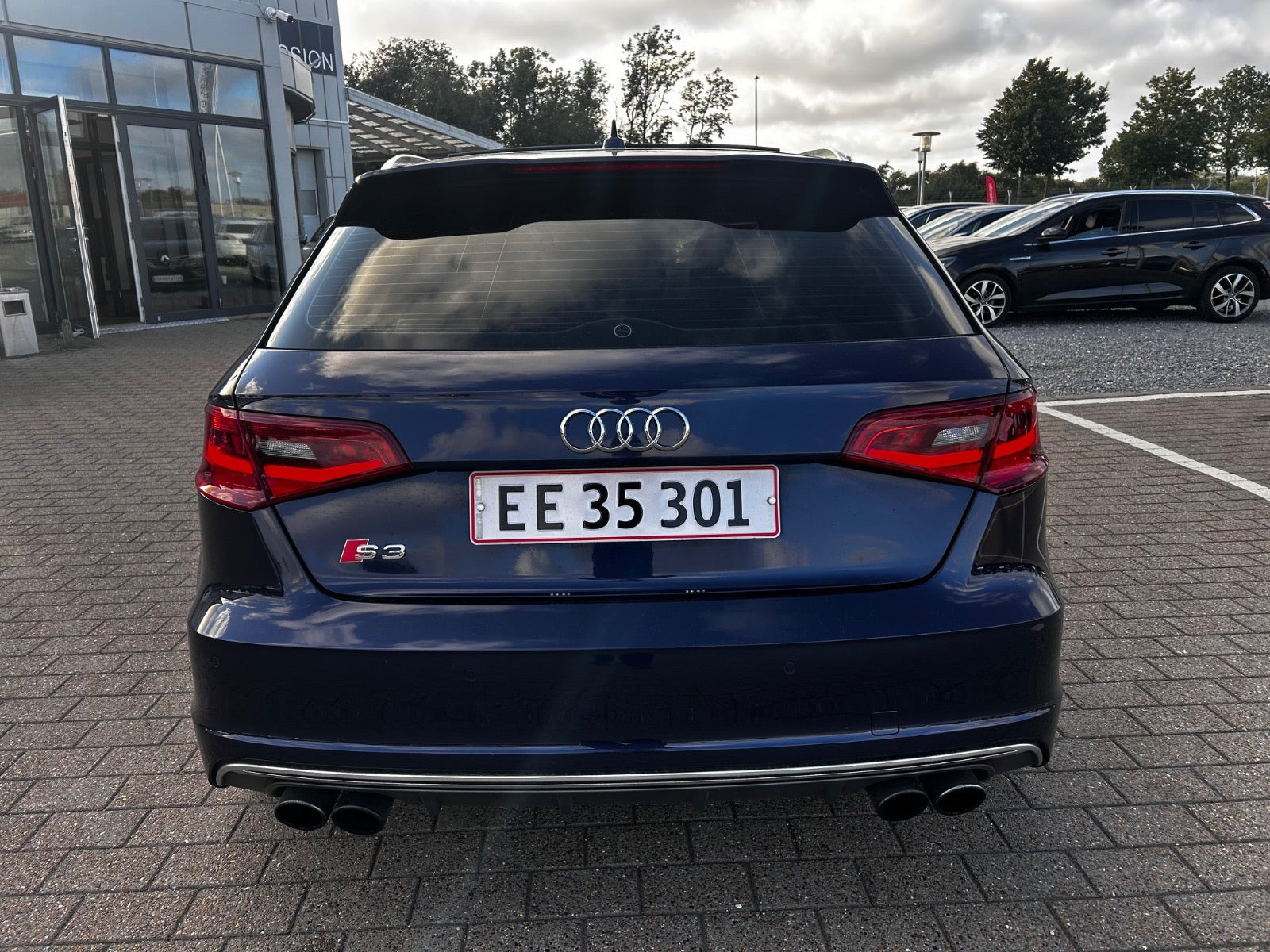 Blå Audi S3 fra 2014
