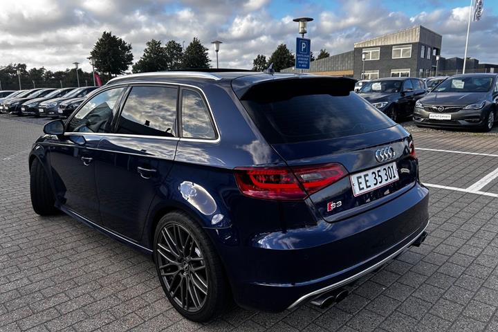 Blå Audi S3 fra 2014