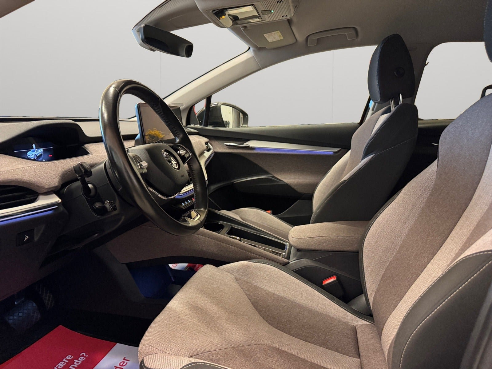 Sort Skoda Enyaq fra 2021