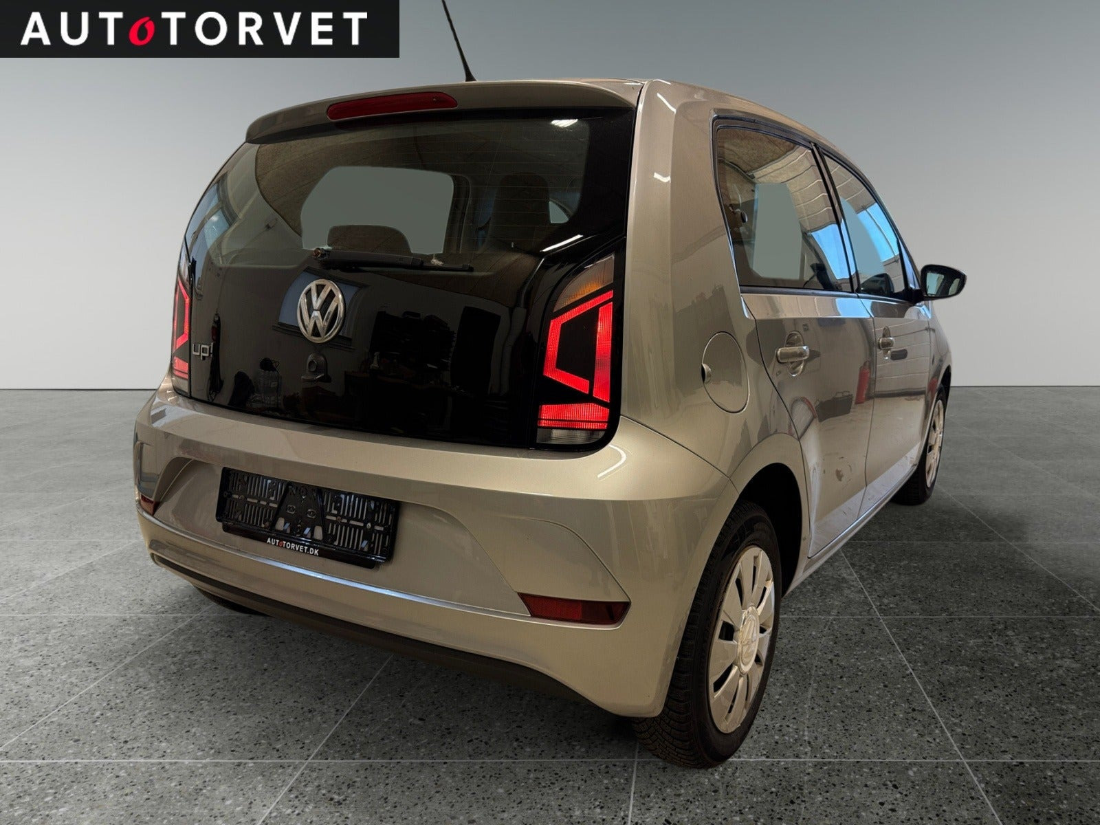 Sølv VW UP! fra 2017