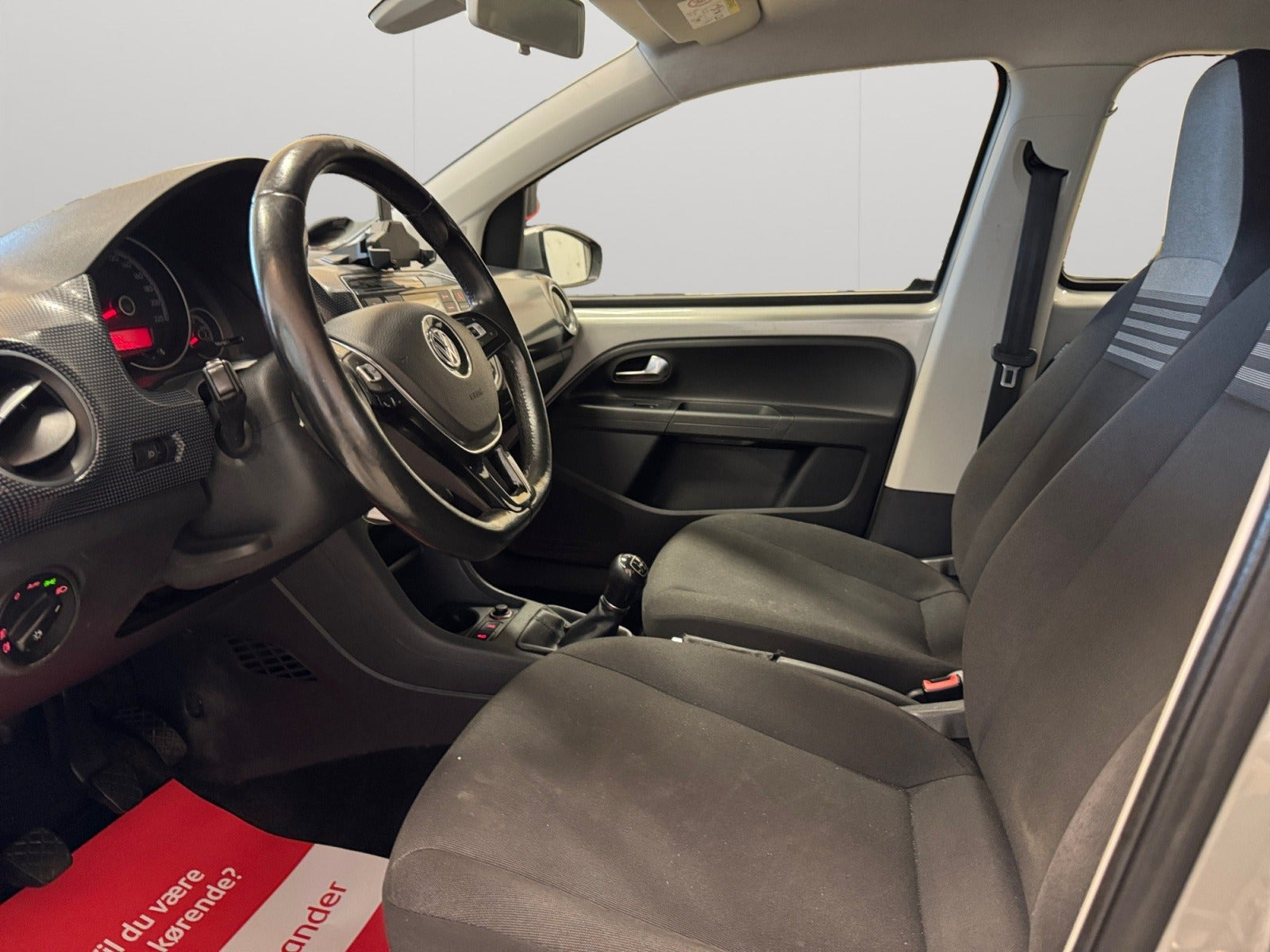 Sølv VW UP! fra 2017