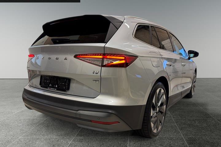 Sølv Skoda Enyaq fra 2021
