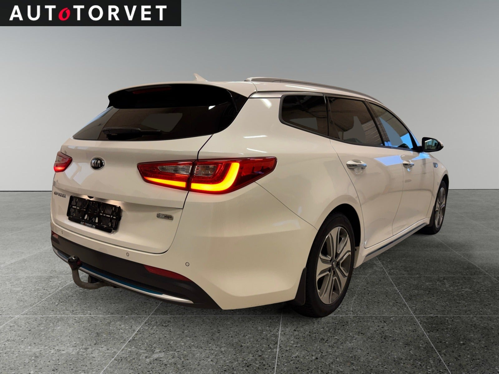 Hvid Kia Optima fra 2018