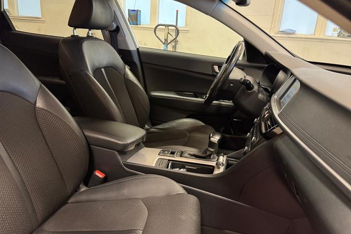 Hvid Kia Optima fra 2018