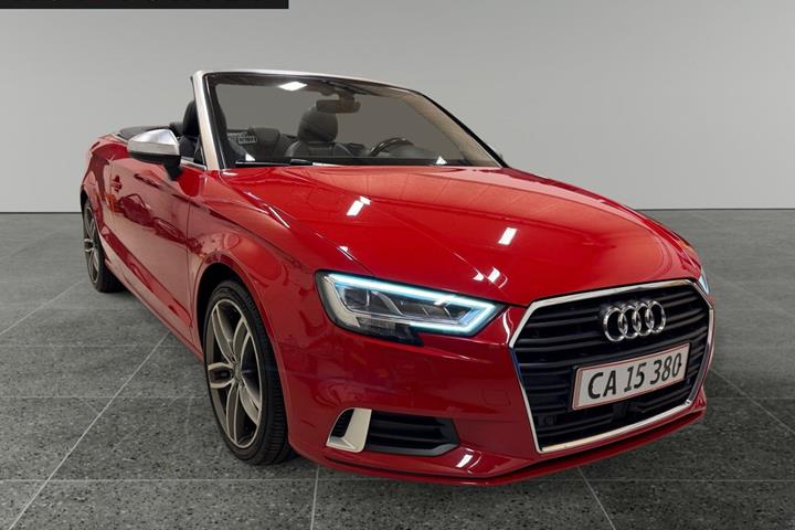 Rød Audi A3 fra 2018