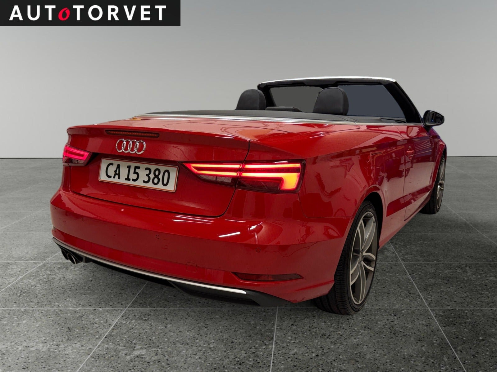 Rød Audi A3 fra 2018