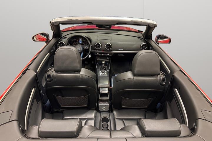 Rød Audi A3 fra 2018