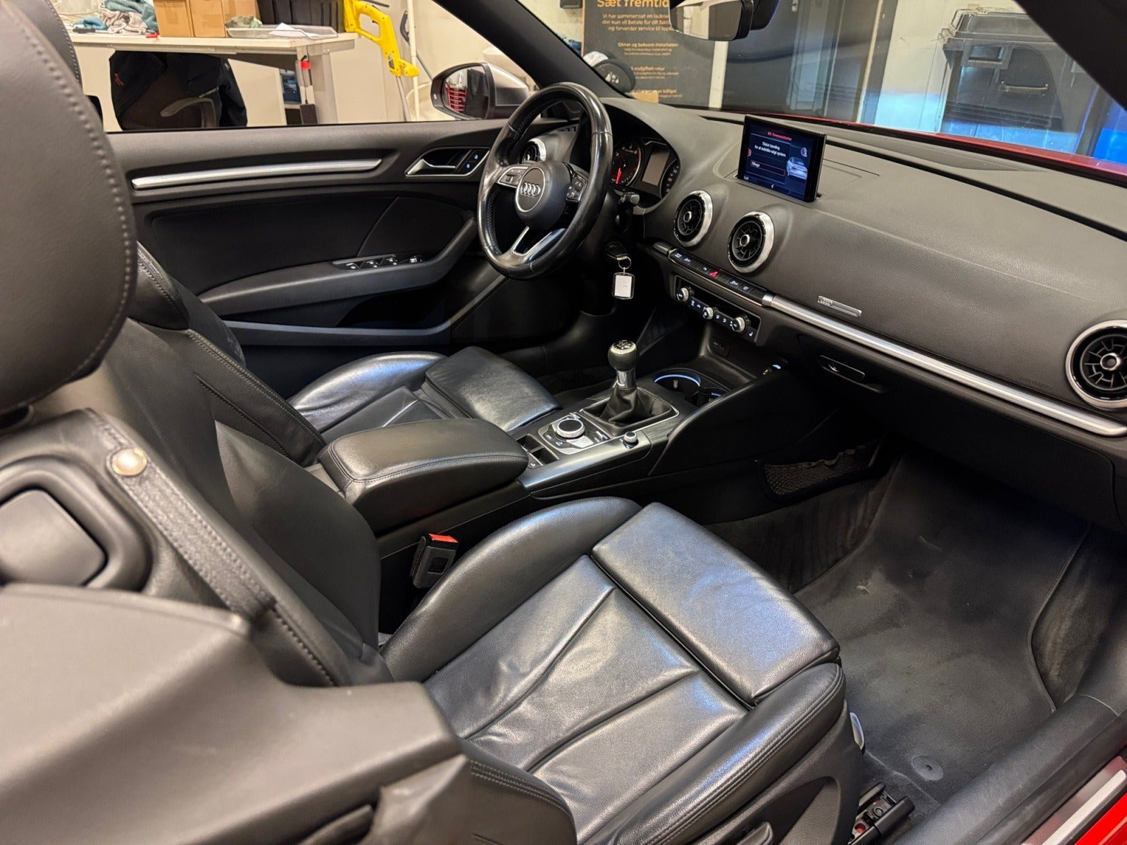 Rød Audi A3 fra 2018