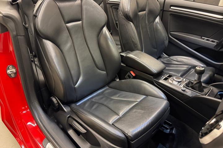 Rød Audi A3 fra 2018