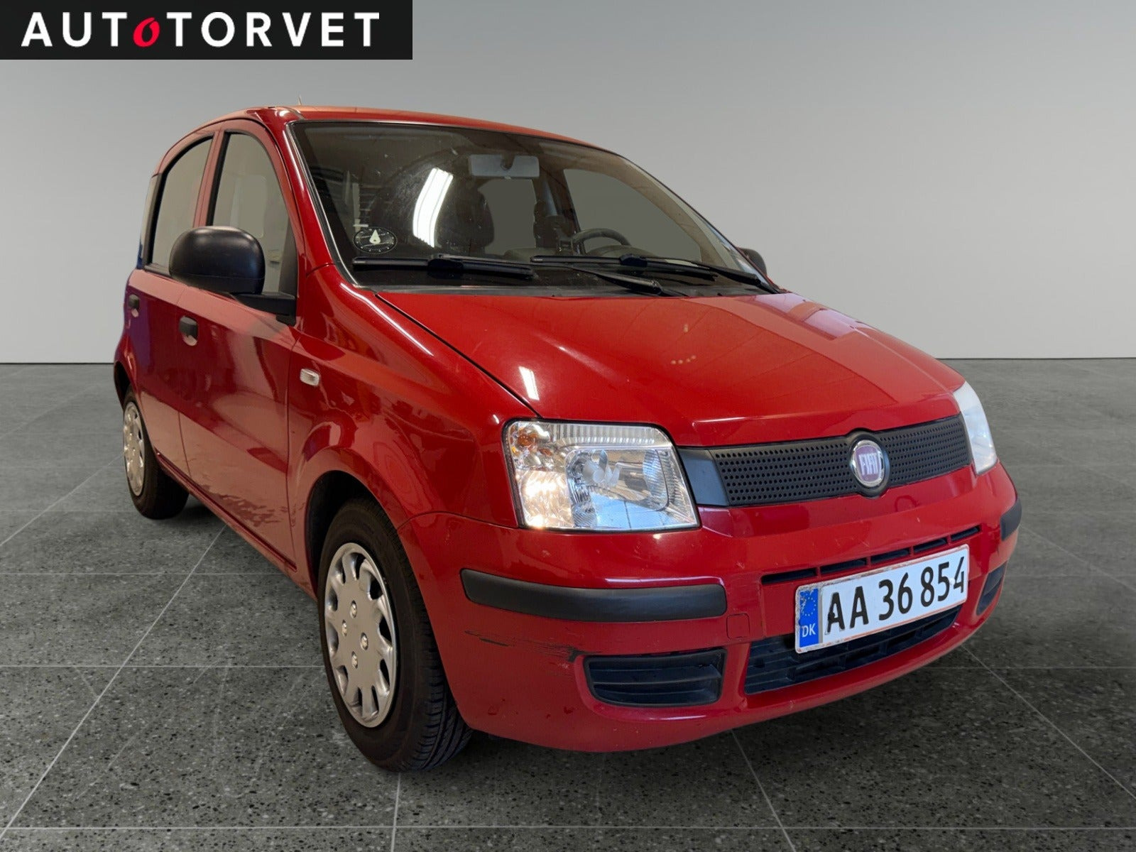 Rød Fiat Panda fra 2012