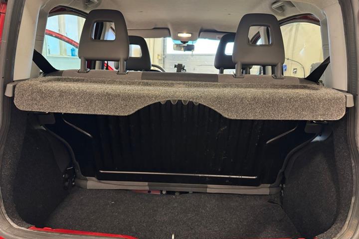 Rød Fiat Panda fra 2012