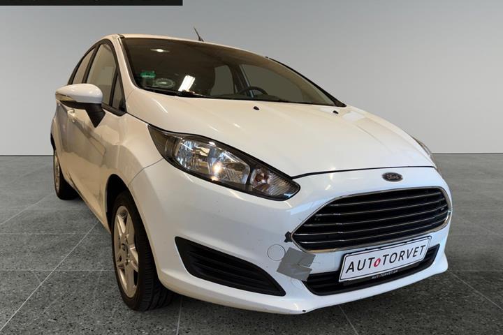 Hvid Ford Fiesta fra 2014