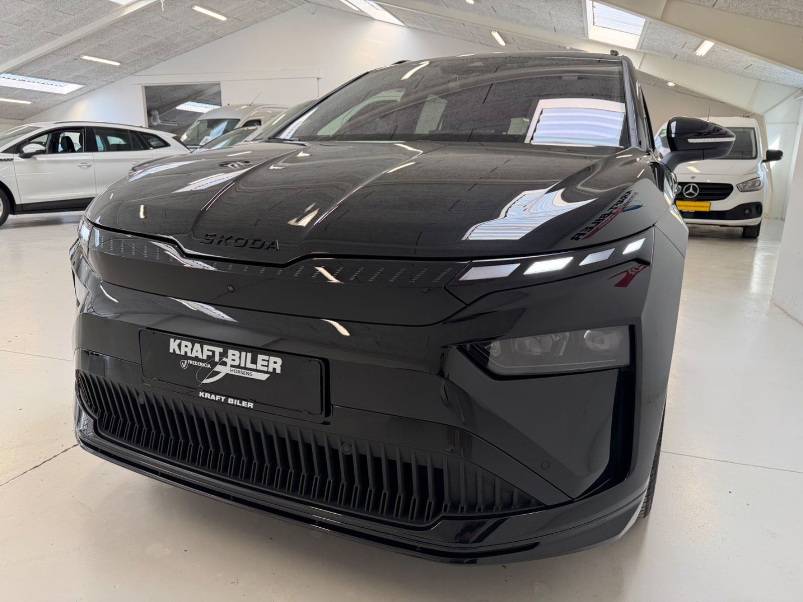 Sort Skoda Enyaq fra 2025