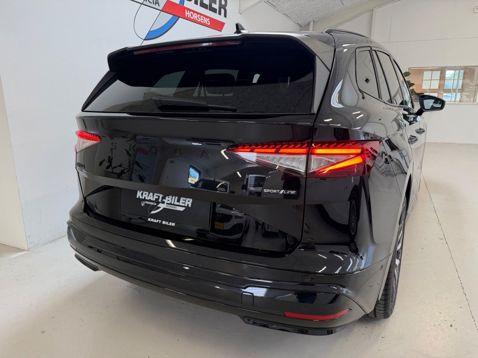 Sort Skoda Enyaq fra 2025