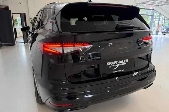 Sort Skoda Enyaq fra 2025