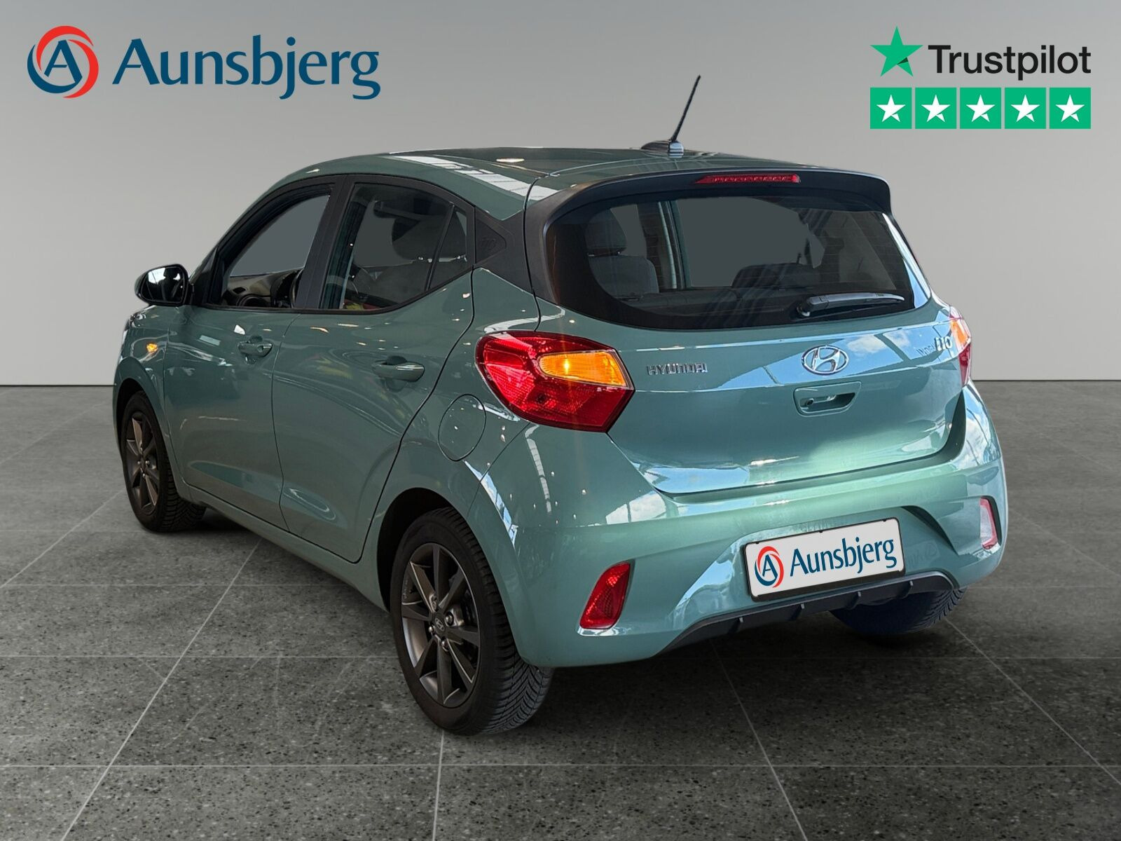 Grøn Hyundai i10 fra 2022