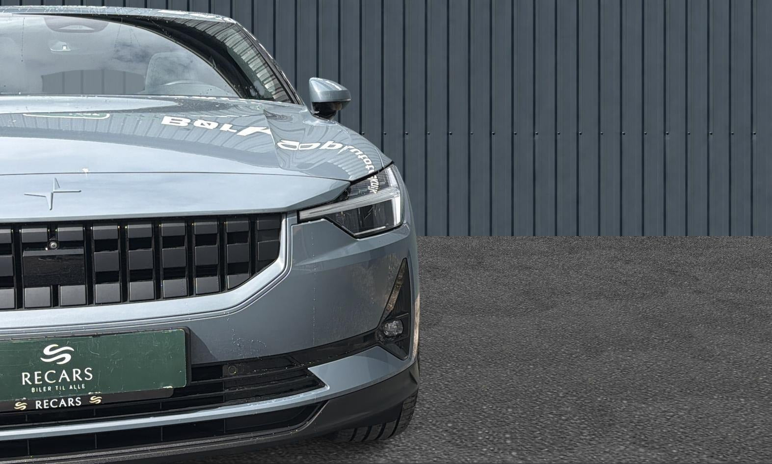 Grå Polestar 2 fra 2023
