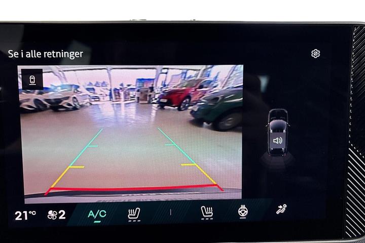 Grøn Renault 4 E-Tech fra 2025