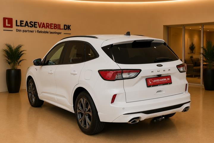 Hvid Ford Kuga fra 2022