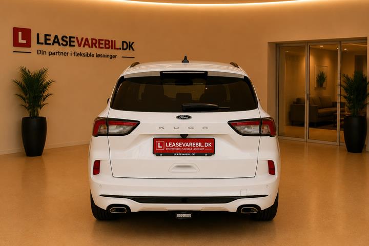 Hvid Ford Kuga fra 2022